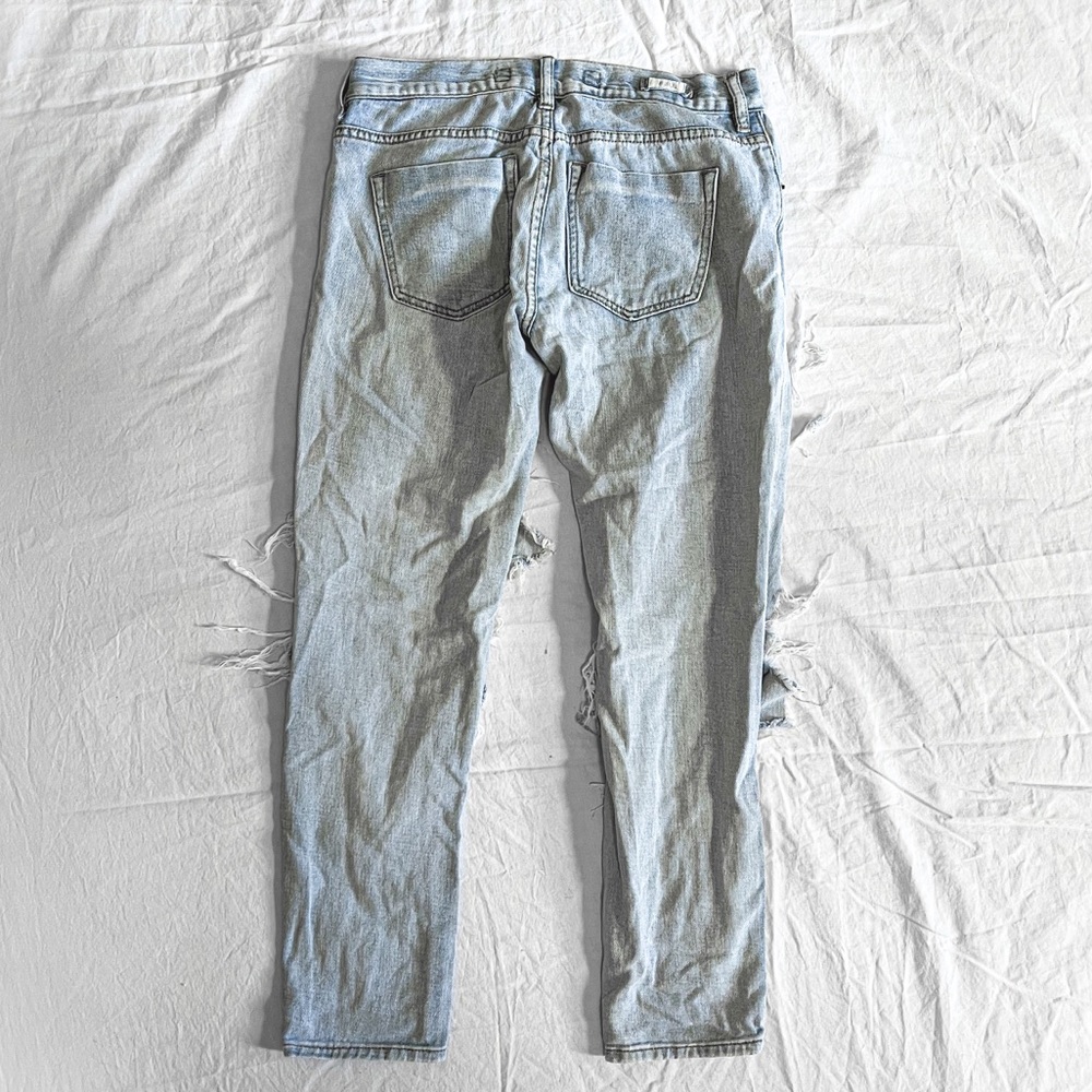 Brandy Melville Double Distressed Jeans - Picture 2 of 4